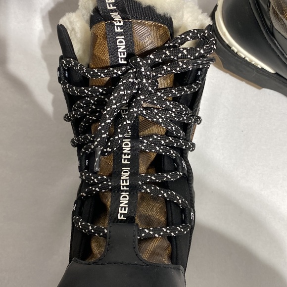 Fendi - winter boots - Picture 4 of 10